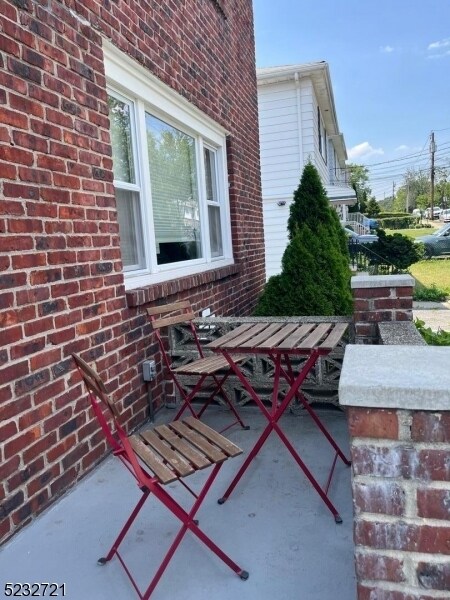 Foto del edificio - 44 Barbara St