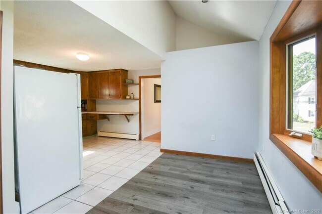 Foto del edificio - 63 New Britain Ave