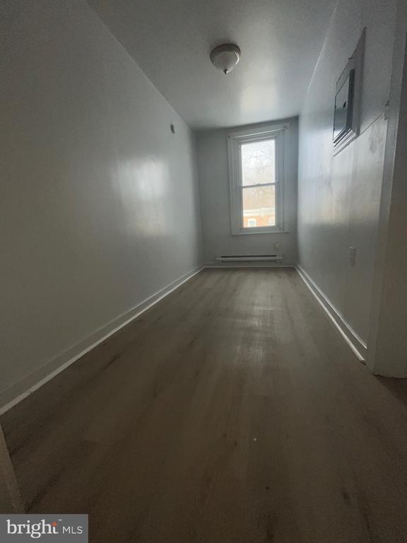 Foto del edificio - 2130 W Spencer Ave