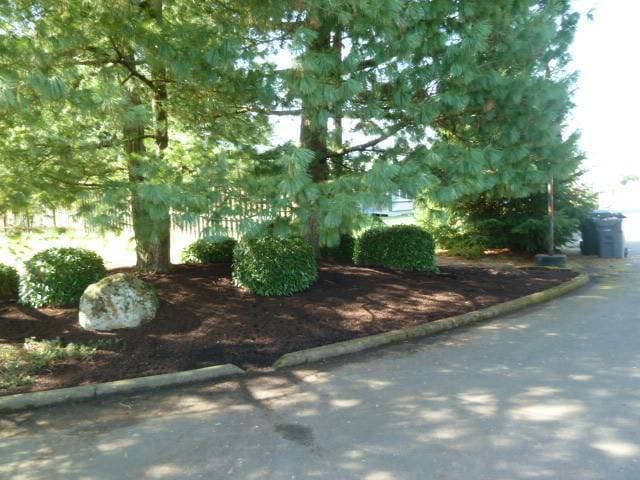 Foto del edificio - 4bd/2.5ba huge 2436sqft, 2-car garage, ful...