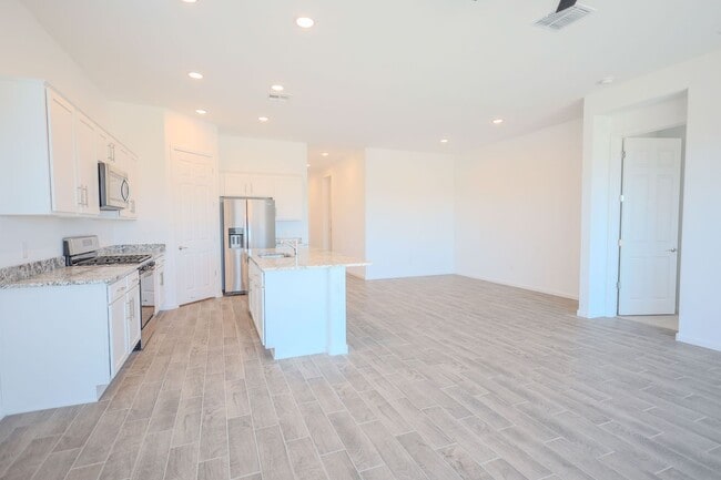 Building Photo - $200.00 OFF FIRST MONTH RENT!! 3 Bedroom 2...