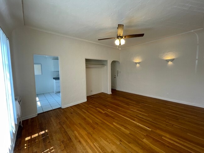 Foto del edificio - 314 N Genesee Ave