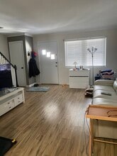 Building Photo - 3107 S Fox St