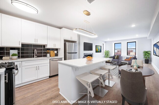 Foto del edificio - 7000 S South Shore Dr