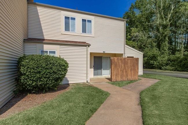 Foto del edificio - Village at Town Park