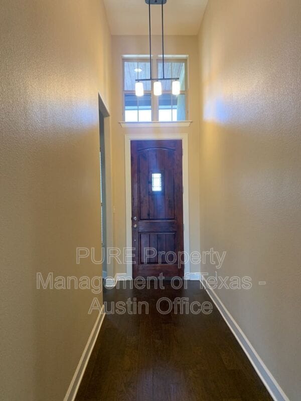 Building Photo - 2956 Santa Rosita Dr