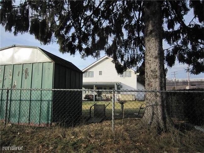 Building Photo - 301 Monongahela Ave