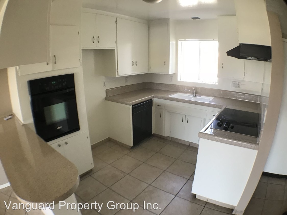 Primary Photo - 2450-2450 N Harbor Blvd