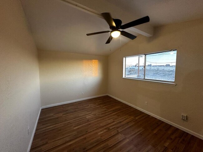 Building Photo - 7121 Alto Rey Ave
