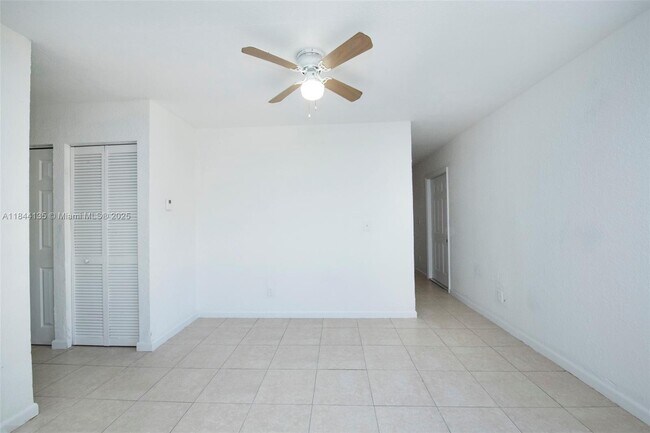 Foto del edificio - 6030 NW 1st Ave