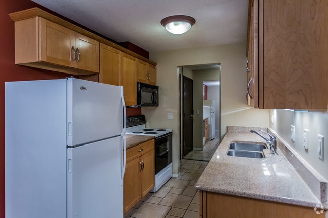 2HAB, 1.5BA - 1275 Ft² - Cocina - Oakridge Apartments