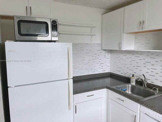 Foto del edificio - 220 SW 9th Ave