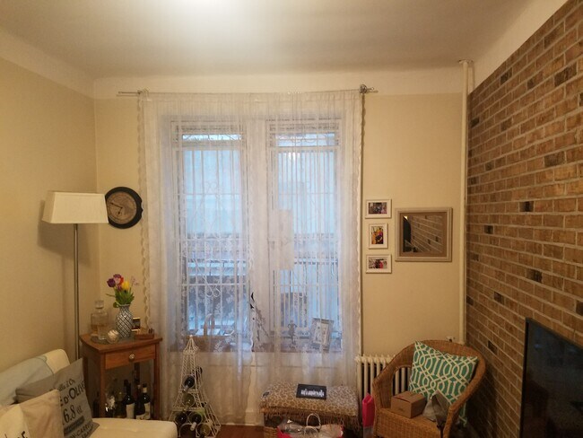 Foto del edificio - 150 Sullivan St