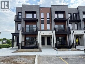 Building Photo - 525 Erinbrook Dr