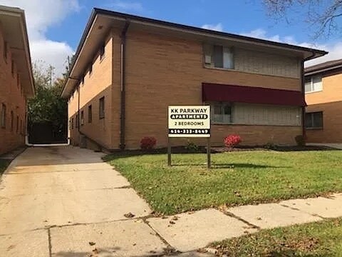 Primary Photo - 2553 S 44th St