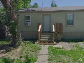 Building Photo - 3130 S Davidson St