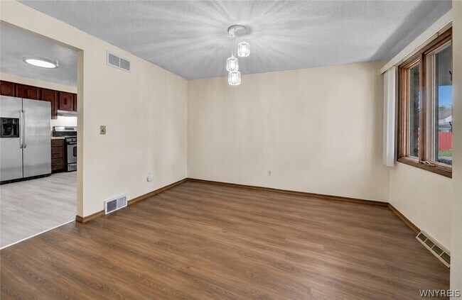 Foto del edificio - 1 Emsworth Ave