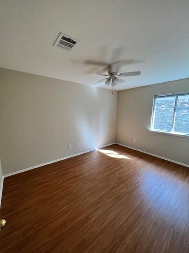 Foto del edificio - Cedar Park Towncenter / One Story / 4 bedrooms / Leander ISD