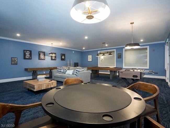 Building Photo - 663 Springfield Ave