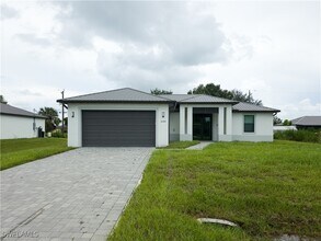 Building Photo - 6144 Higgins Ave
