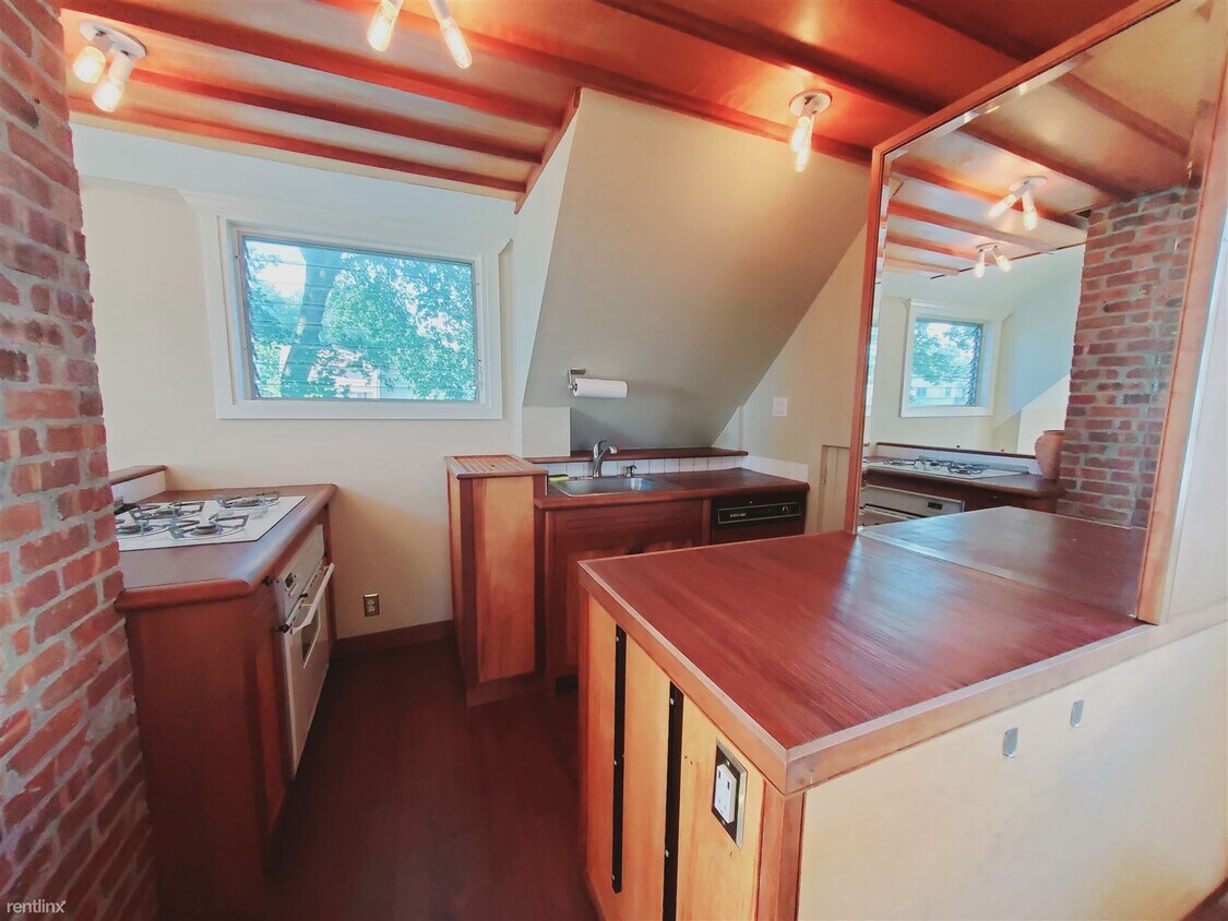 Primary Photo - 1 br, 1 bath Condo - 30 Lincoln Ave