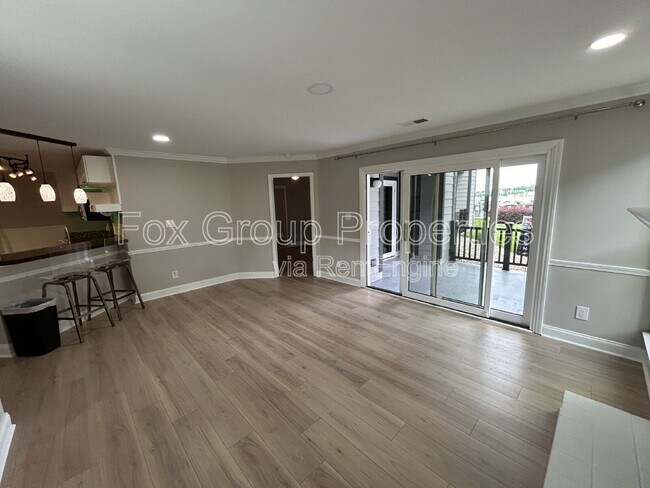 Foto del edificio - 18837 Vineyard Point Ln
