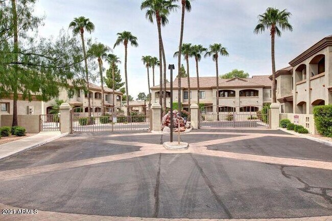Foto del edificio - 4200 N 82nd St