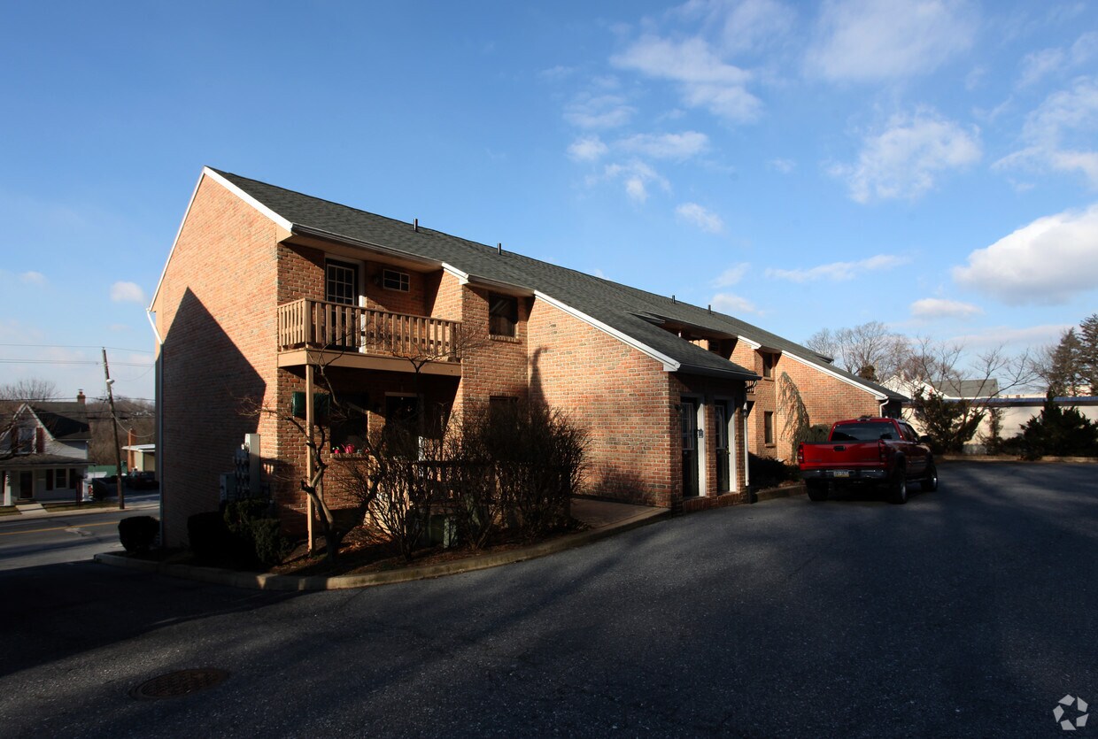 Foto del edificio - 522-526 East Main Street Apartments