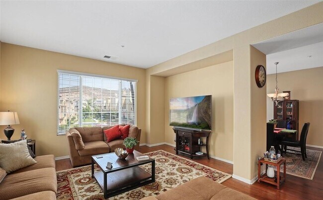 Building Photo - Breathtaking Home in San Marcos
