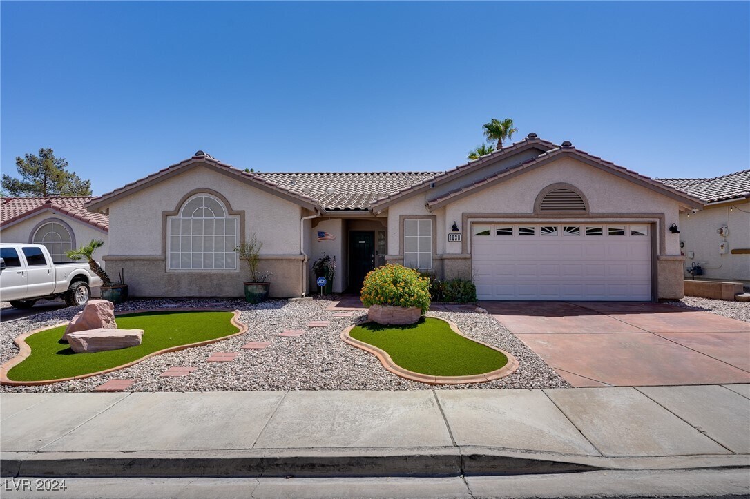 Foto principal - 1030 Kings View Ct