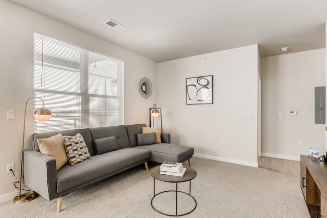 Building Photo - Park Hill 4000