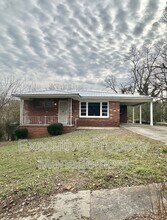 Building Photo - 209 58th St