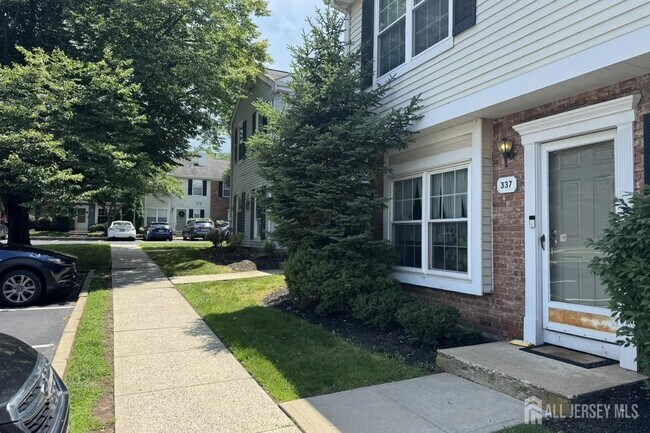 Foto del edificio - 337 Smithwold Rd