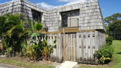 Building Photo - 1620 Forest Lakes Cir