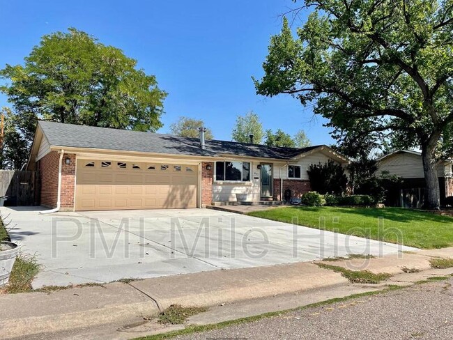 Building Photo - 867 W 102nd Ave