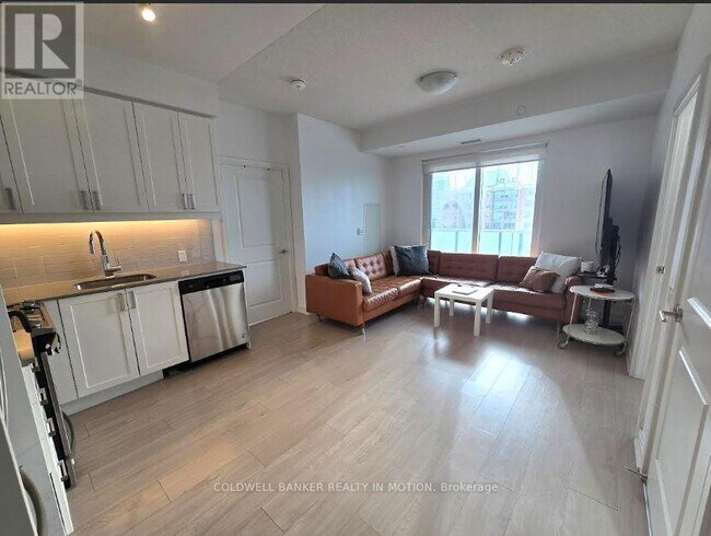 Building Photo - 8 Nahani Way