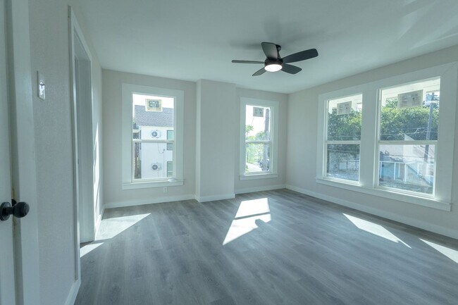 Building Photo - 1702 Ethel Ave