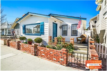 Foto del edificio - 115 Marine Ave