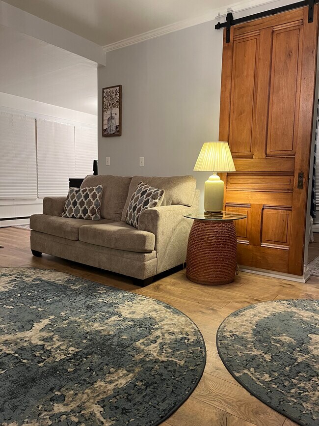 201 W Oak St Unit Front Court, Sparta, WI 54656 Apartments in Sparta