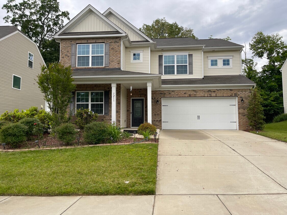 7211 Agnew Dr, Charlotte, NC 28278 House Rental in Charlotte, NC