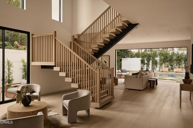 Foto del edificio - 11638 Kling St