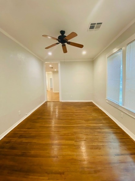 Building Photo - 4729 Walker St