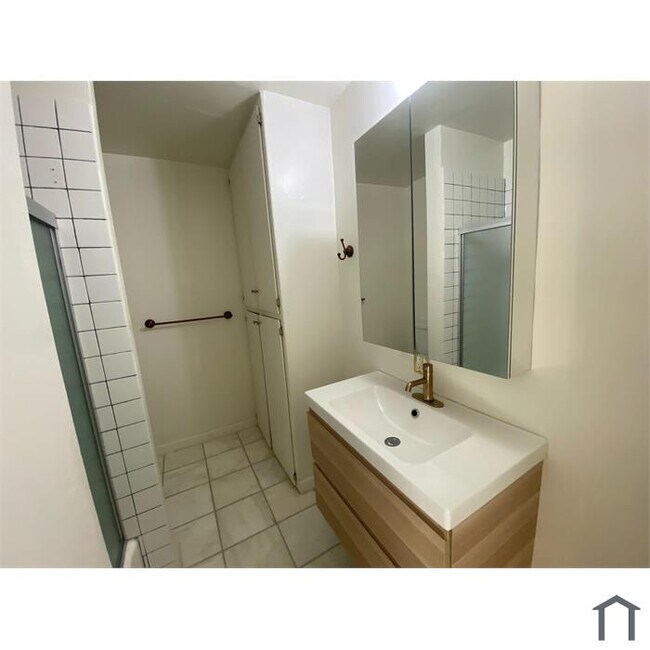Foto del edificio - 3158 Verdugo Rd