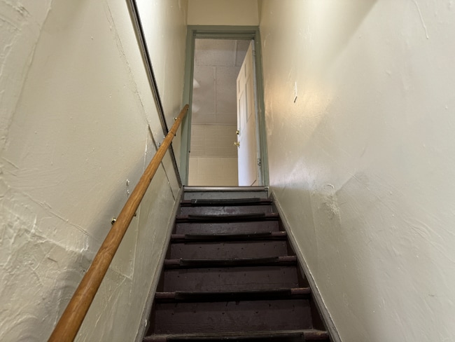 Building Photo - 2561 S 29th St