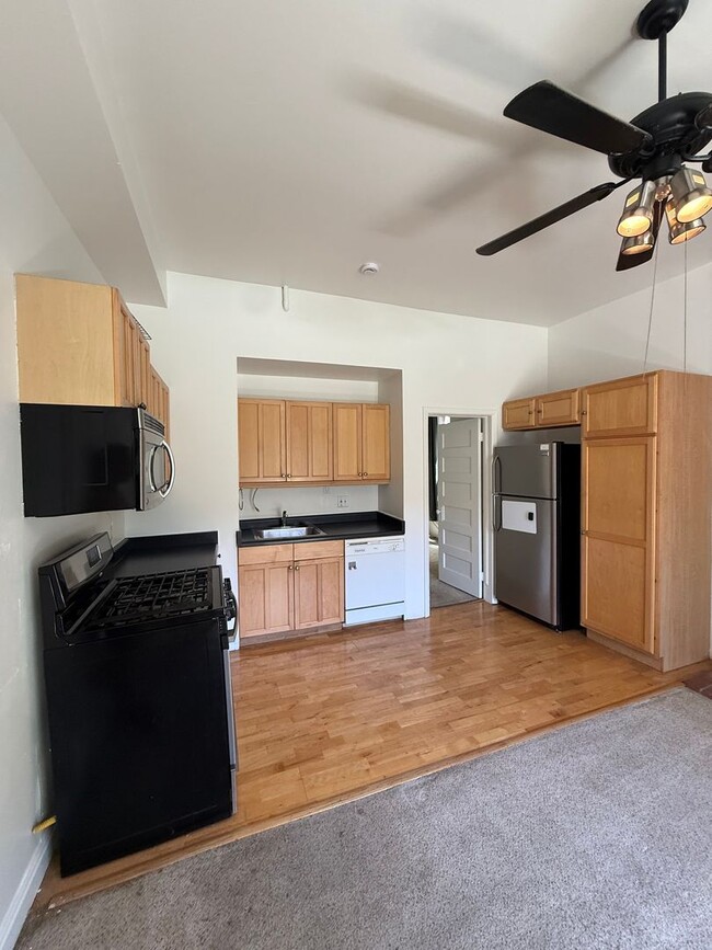 Photo - 1334 N Downing St Apartment