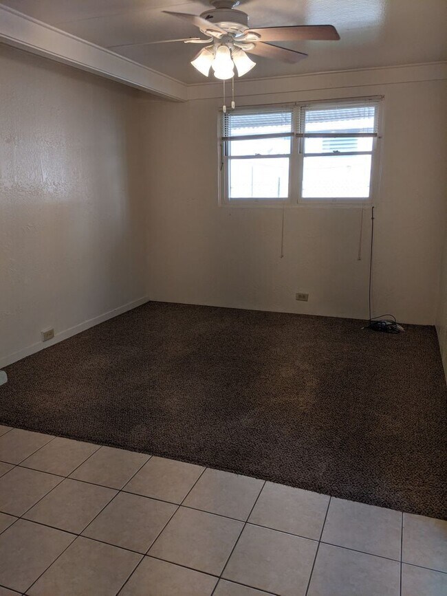 Foto del edificio - Lower Nuuanu - 1/1/1 - $1200