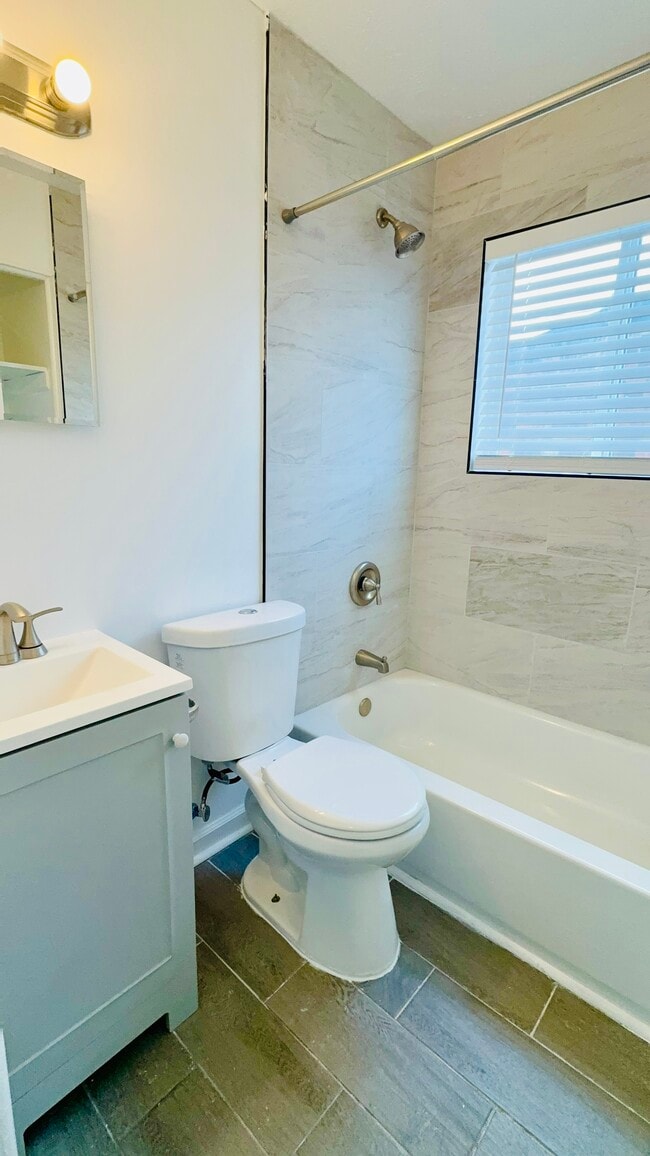 Photo - Fordhaven Rd Apartment