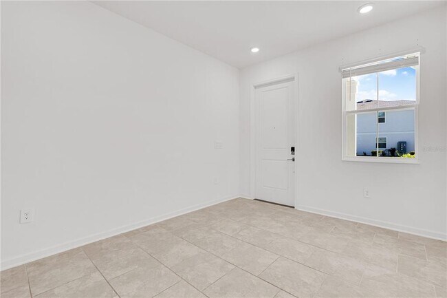 Building Photo - 7544 Stone Crk Trl