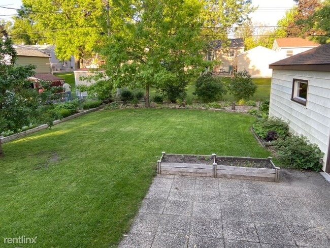 Building Photo - 3 br, 2 bath House - 2925 Rhode Island Ave S