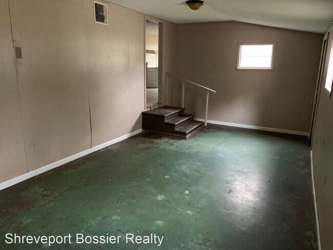 Foto del edificio - 3 br, 1 bath House - 6001 Canal Blvd